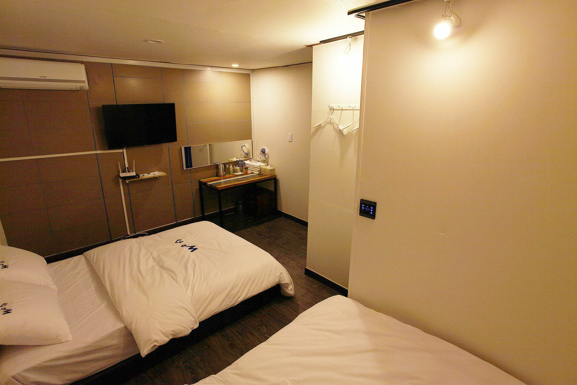 W Mini Hotel Dongdaemoon Seúl Exterior foto